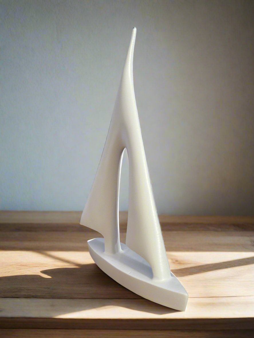 დეკორი გემი - White/Black sailboat ornament