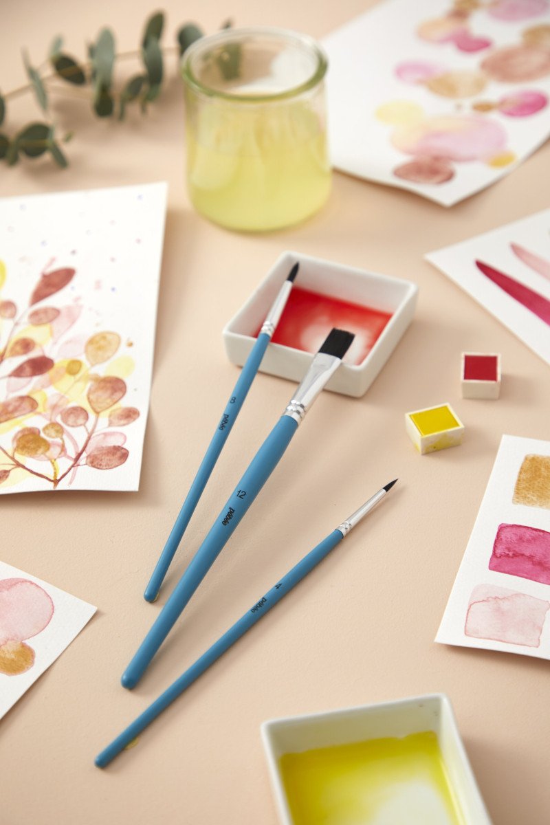 აკვარელის ფუნჯების ნაკრები 8 ცალი - SET OF 8 WATERCOLOR BRUSHES – ROUND AND FLAT – SYNTHETIC SQUIRREL